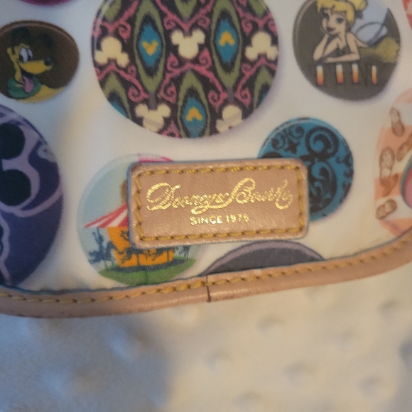 Disney Dooney & Bourke Button Crossbody Disney Parks Exclusive - Picture 5 of 12